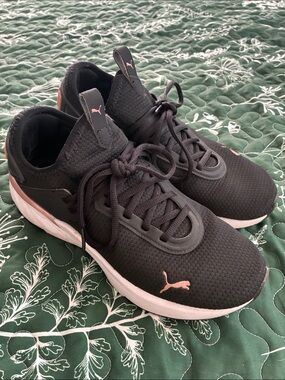 Puma Black Sneakers with Pink Logo and Heel